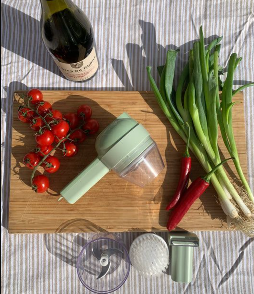 4 in 1 Handheld Electric Vegetable Cutter, USB Rechargeable Vegetable Cutter Slicer