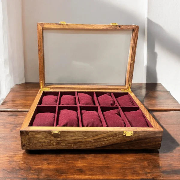 10 Watches – Golden Hinge – Glass Top